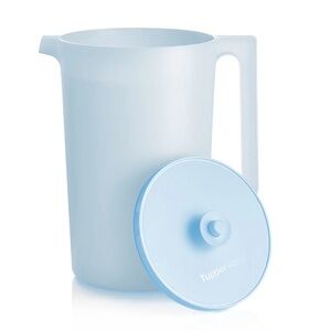 One Gallon Sheer Pitcher with lid! By Tupperware